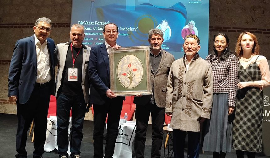 İstanbul'da Kazak edebiyatı rüzgarı esti