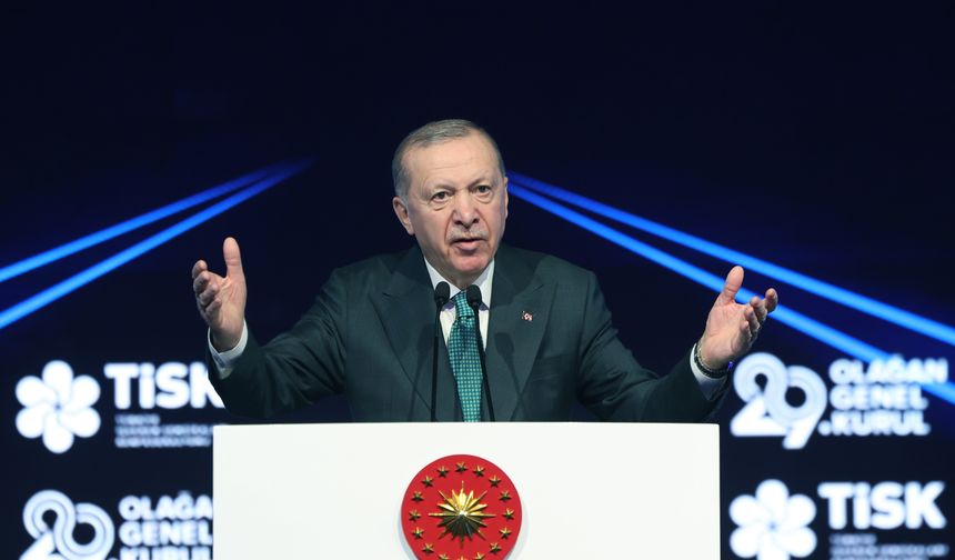 Cumhurbaşkanı Erdoğan: Asgari ücrette TİSK heyetinden ellerini taşın altına koymalarını bekliyorum