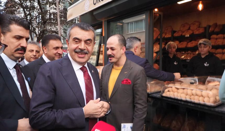 Bakan Tekin: Yönetişim mekanizmasını sağlıklı kurgulamaya çaba sarf ettik