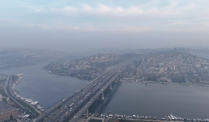 İstanbul'un bazı bölgelerinde sis etkili oldu