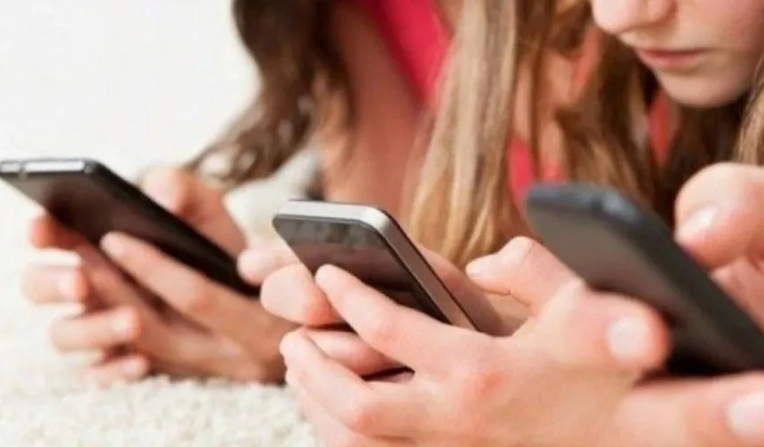 15 yaşından küçükler sosyal medyada hesap açamayacak