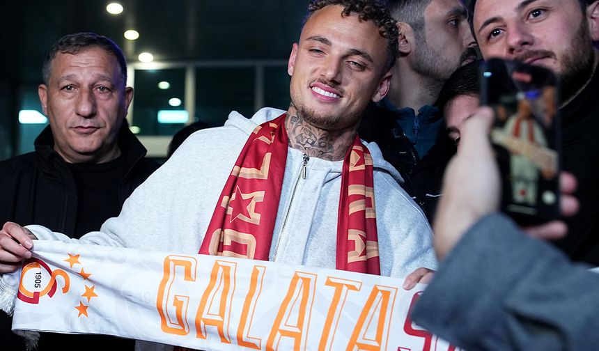 Sarı-kırmızılıların yeni transferi Noa Lang İstanbul’a geldi