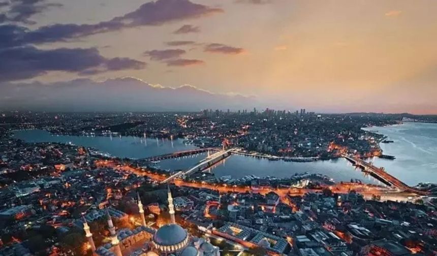 İstanbul'da ilk sahur ne zaman? 2026 Ramazan imsakiyesi ve iftar saati belli oldu