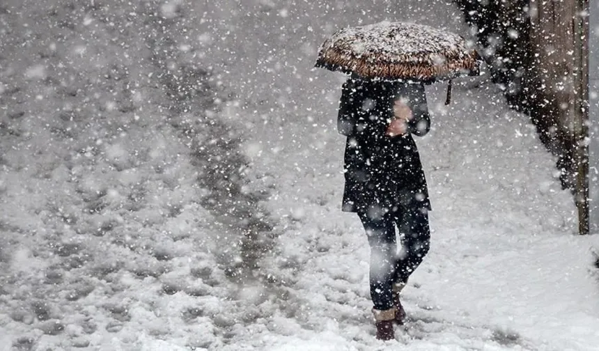 Silivri’de kar yağışı başladı