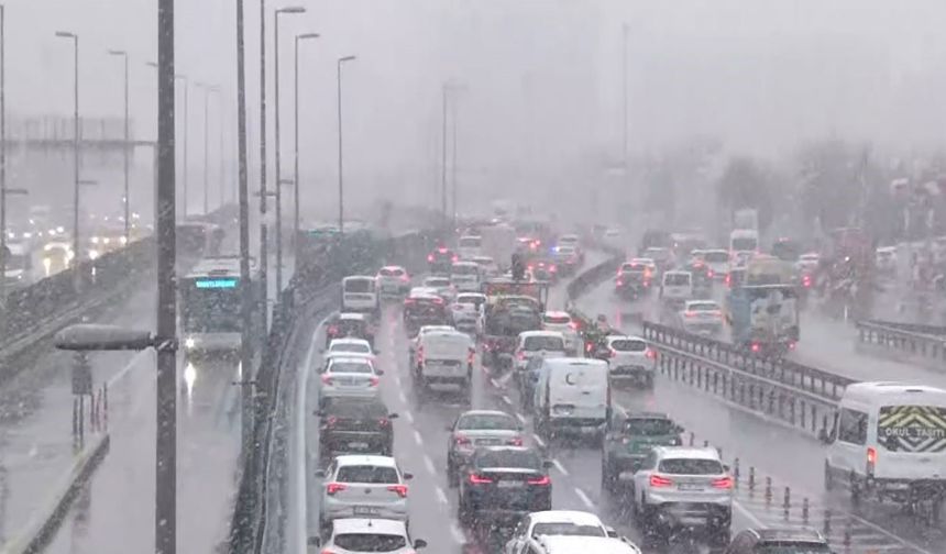 İstanbul'a kar uyarısı! Perşembe geliyor