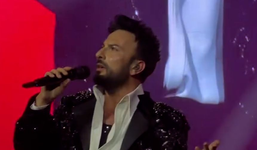 Megastar Tarkan 7 yıl aradan sonra İstanbul'u salladı