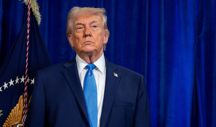 ABD'de Trump portreli 1 dolarlık madeni para basıldı