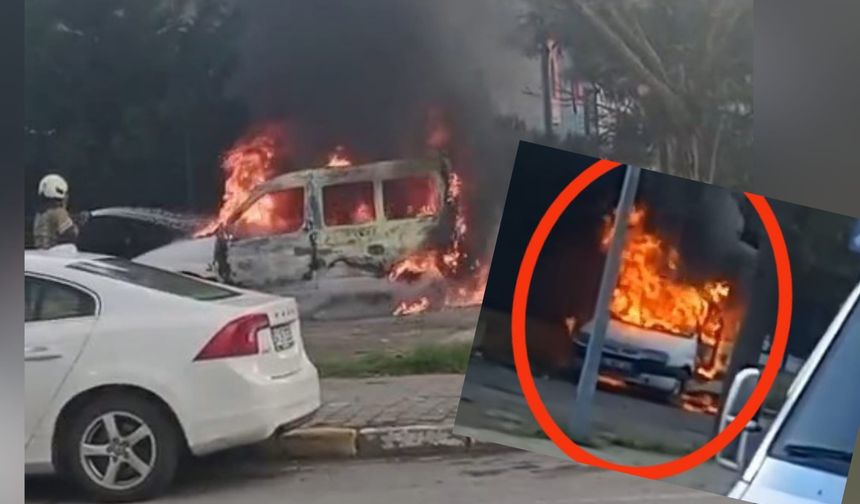 Hafif ticari araç alev alev yandı!