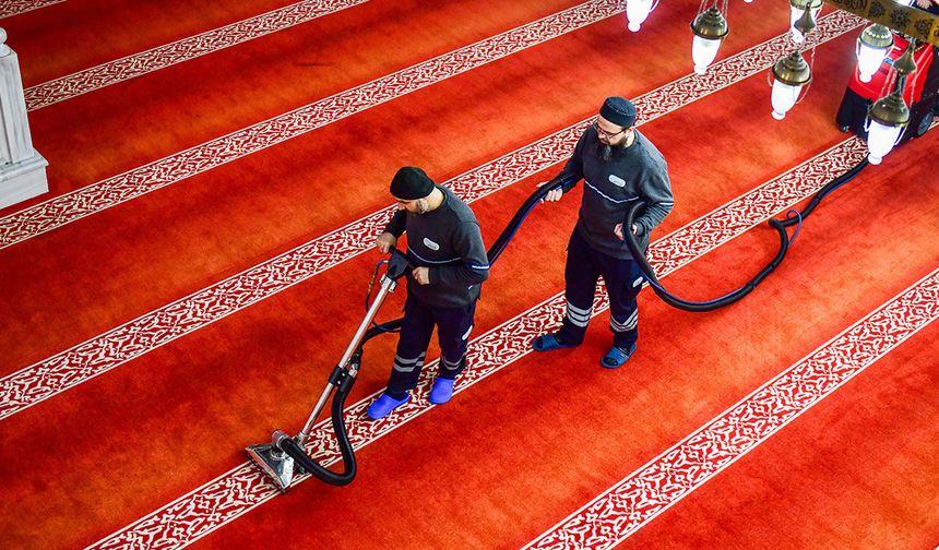 Esenyurt camileri Ramazan'a hazır