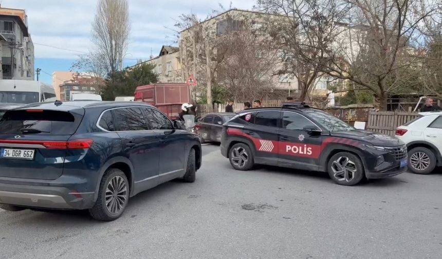 Devriye atan polislere saldırı: 4'ü polis 6 yaralı