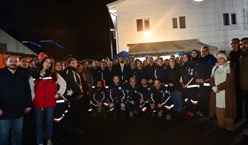 6 Şubat’ta hayatını kaybedenler Tuzla'da anıldı