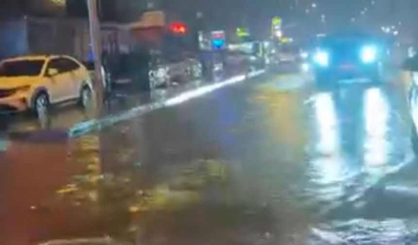 Maltepe’de cadde göle döndü