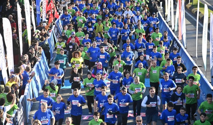 Uluslararası Trabzon Yarı Maratonu yoğun katılımla gerçekleşti
