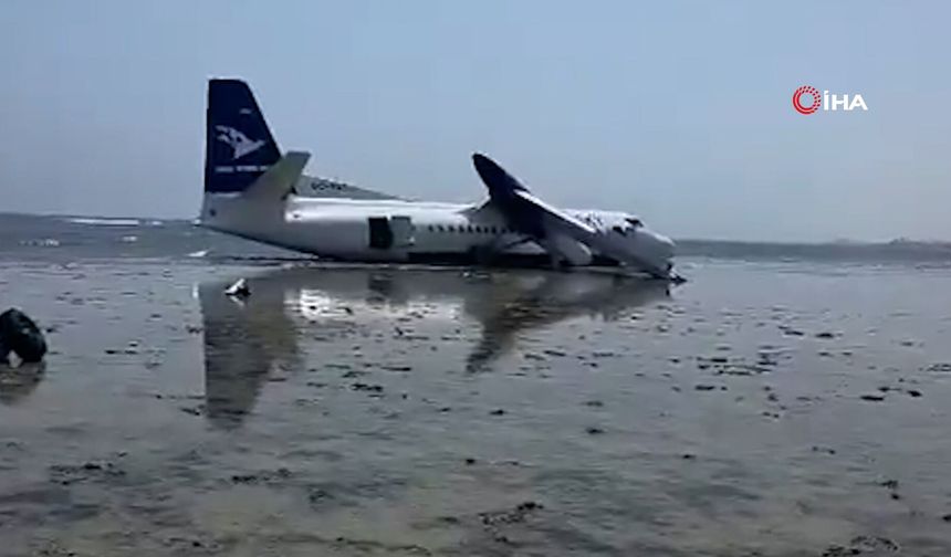 55 mürettebatlı uçak Hint Okyanusu’na acil iniş yaptı
