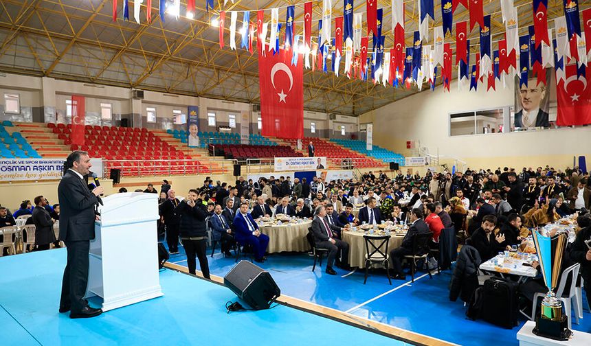 Gençlik ve Spor Bakanı Bak’tan gençlere müjde