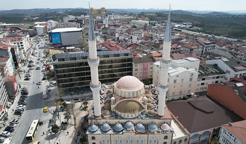 46 yıllık Merkez Camii yıkılıyor