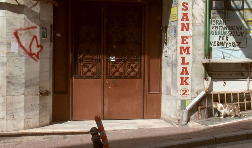 Fatih'te dehşet: Eşini darbederek öldürdü