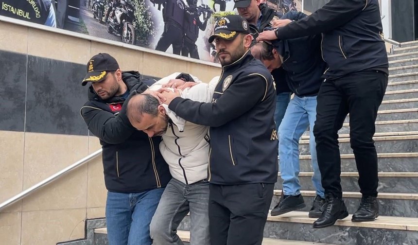 Sultangazi’de kanlı olay!