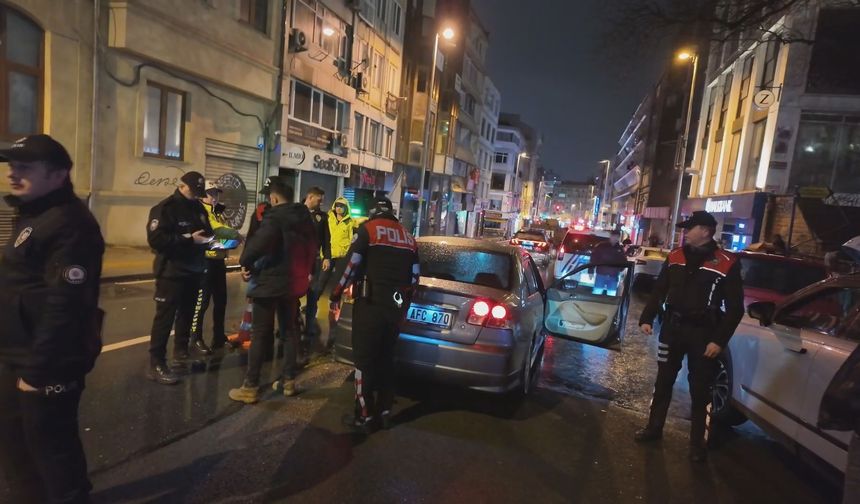 Taksim ve Kadıköy'de 'Huzur İstanbul' denetimi