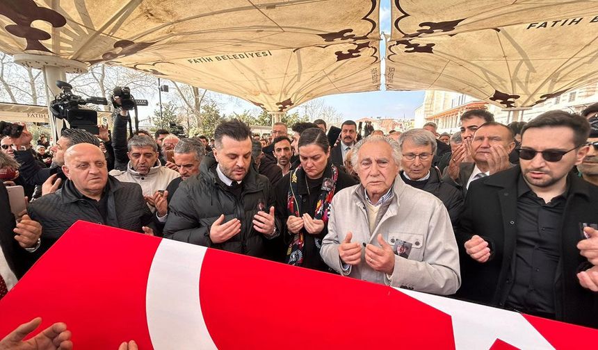 İlber Ortaylı’ya Fatih Camii’nde son görev
