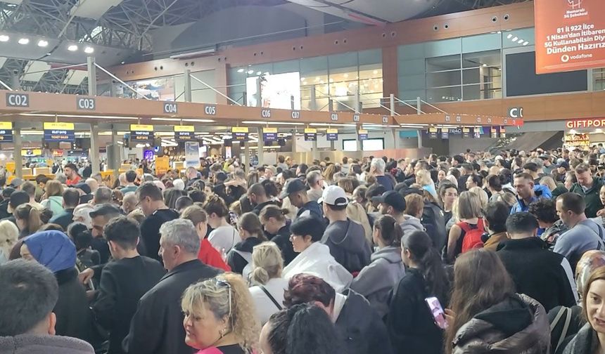 Sabiha Gökçen Havalimanı'nda uçuşlara yağmur engeli