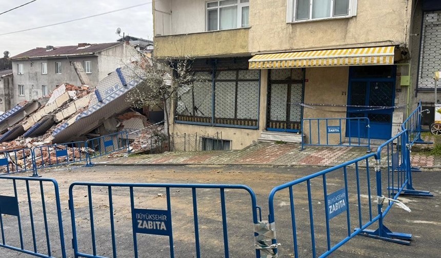 Yıkım kabusa döndü: Yan binanın kolonu patladı