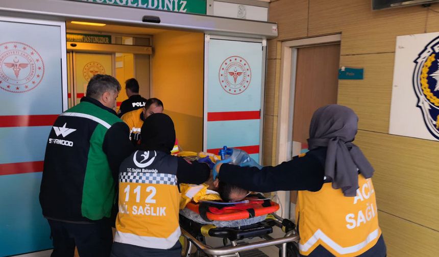 Bayılan arkadaşının yerine kazana girdi canından oldu