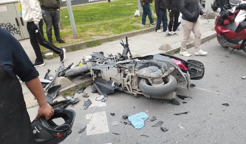 Yasağı dinlemeyip dönmeye çalıştı, motosikletliye böyle çarptı