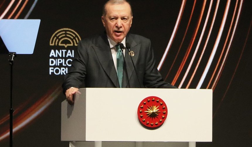 "Gazze'deki soykırım mevcut düzenin neye izin verdiğini göstermiştir"