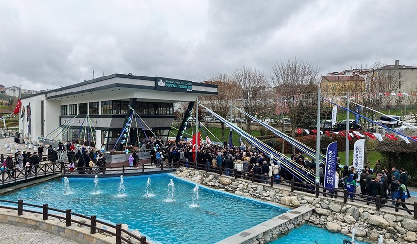 Arnavutköy'de 3 yeni eser hizmete açıldı