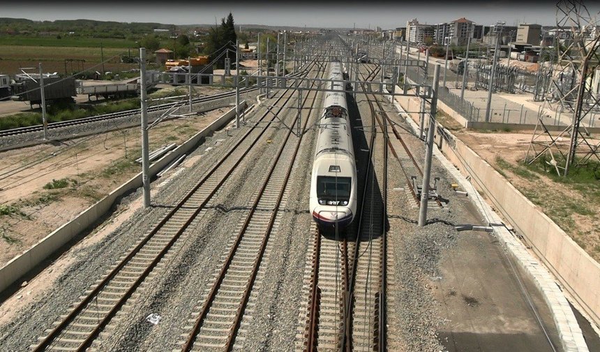 Edirne-İstanbul arası 1,5 saate düşüyor