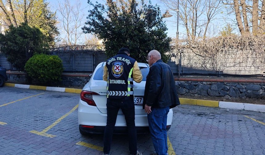 Trafikte araçtan inip saldırdılar: 360 bin lira ceza