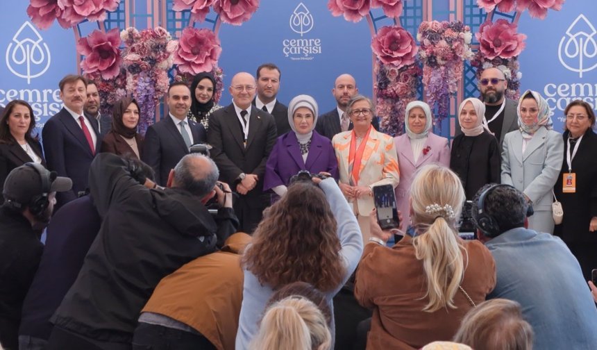 Cemre Çarşısı’nın kapıları iyiliğe açıldı