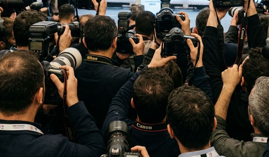 Gazetecilere kimlik kolaylığı: Basın kartı yeterli sayılacak