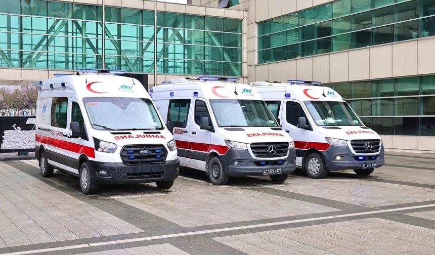 Hasta nakil ambulansları hastalara büyük kolaylık sağlıyor