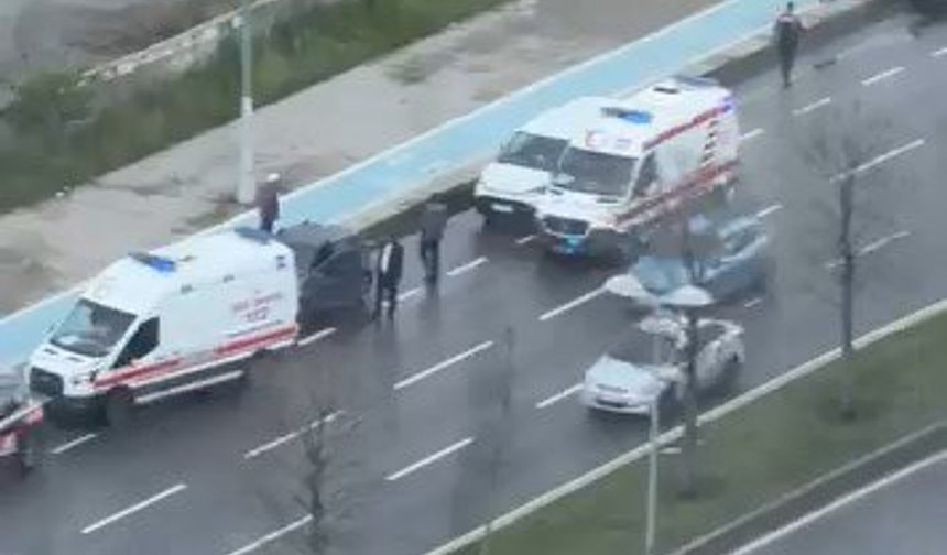 Kartal’da zincirleme kaza: 2 yaralı