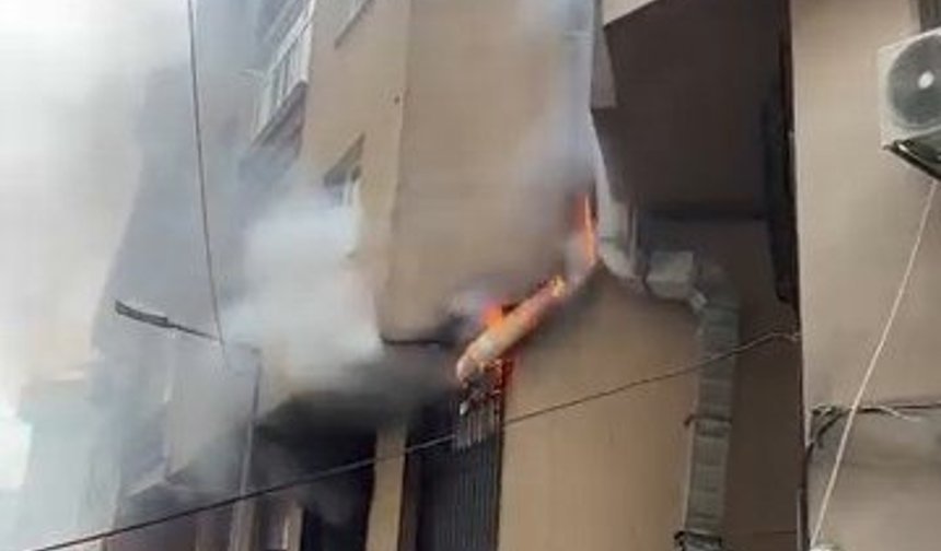 Şişli'de baca yangını paniğe neden oldu