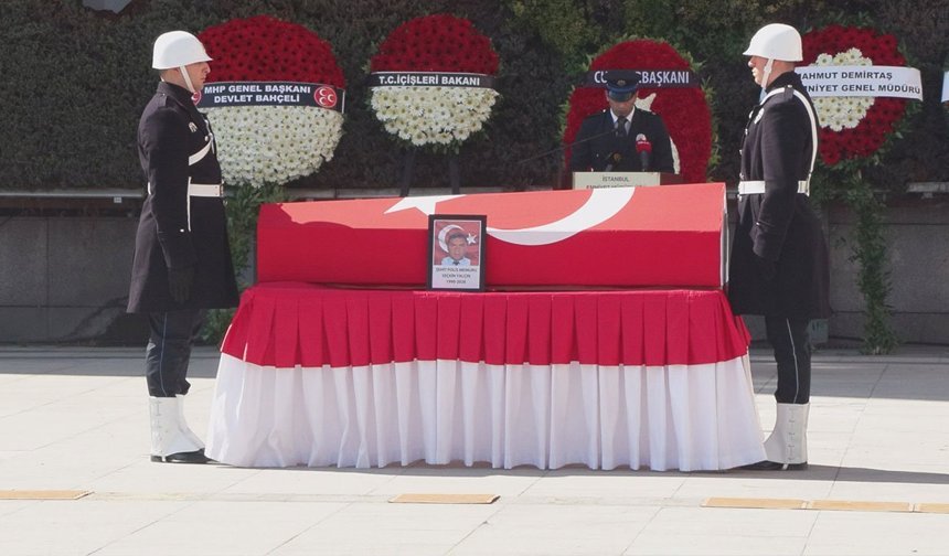 Şehit polis memuru Seçkin Yalçın için emniyette tören düzenlendi