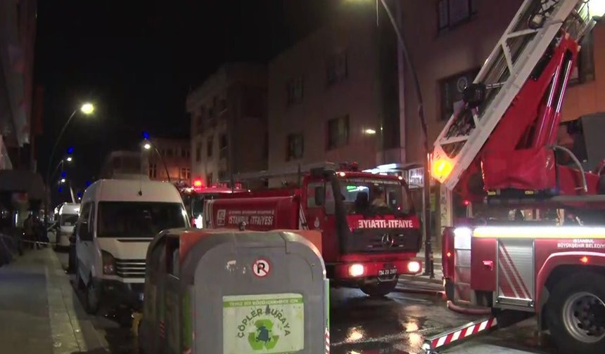 Küçükçekmece'de korkutan otel yangını