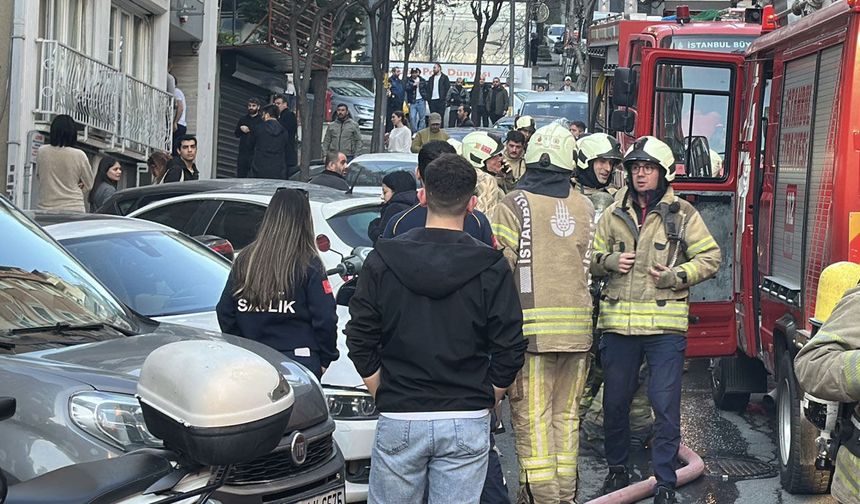 Şişli’de 6 katlı otelde korkutan yangın