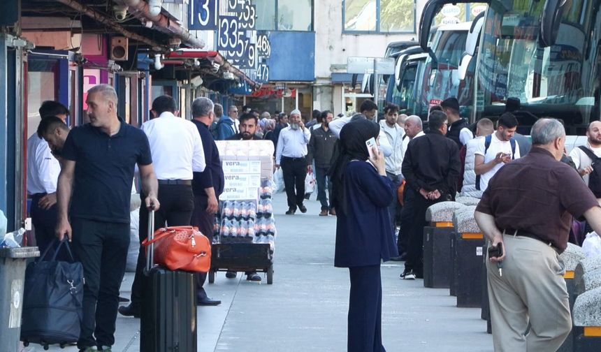15 Temmuz Demokrasi Otogarı'nda bayram dönüşü yoğunluğu