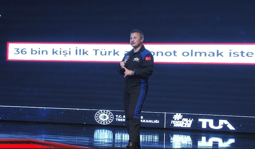 Alper Gezeravcı öğrencilerle buluştu
