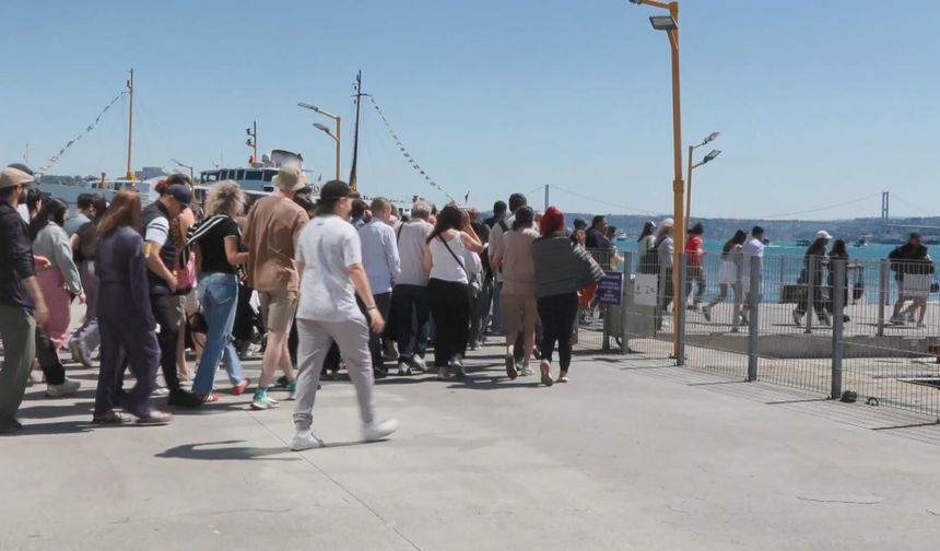Bayramın son gününde Adalar İskelesi'nde yoğunluk