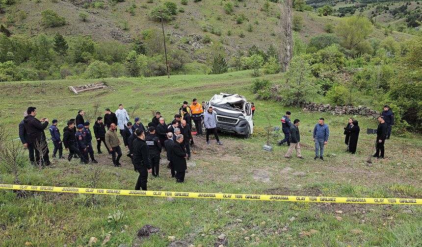 Öğrenci servisi devrildi: 3 kişi hayatını kaybetti