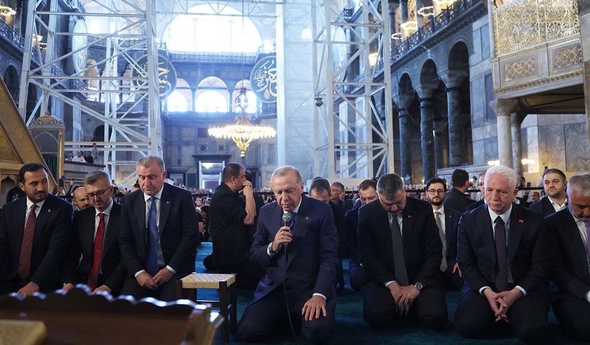 Erdoğan’dan İstanbul’un fethinin yıl dönümünde birlik mesajı