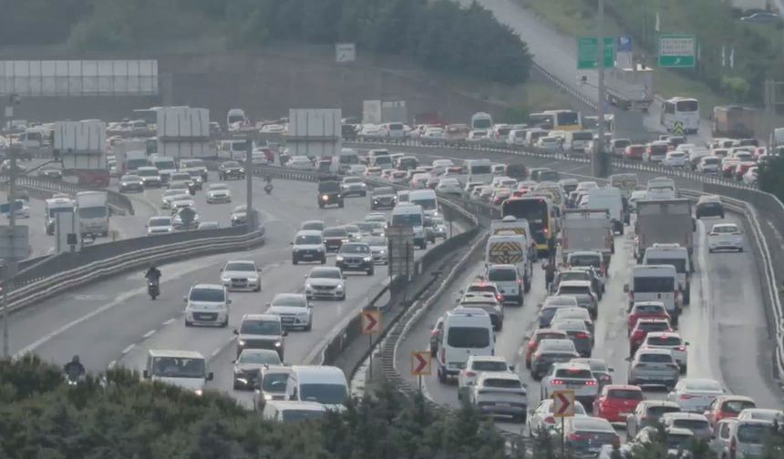 İstanbul'da trafik yoğunluğu yüzde 85'e ulaştı