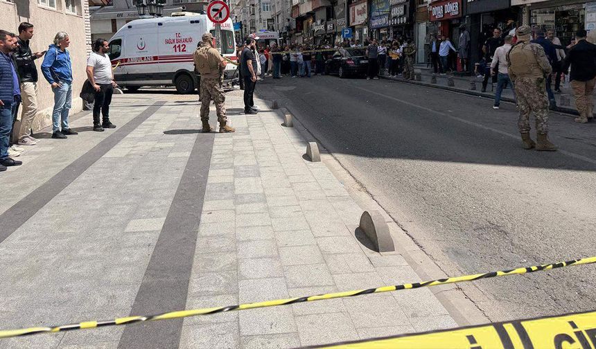Çorlu’da polise silahlı saldırı: 2 polis şehit oldu