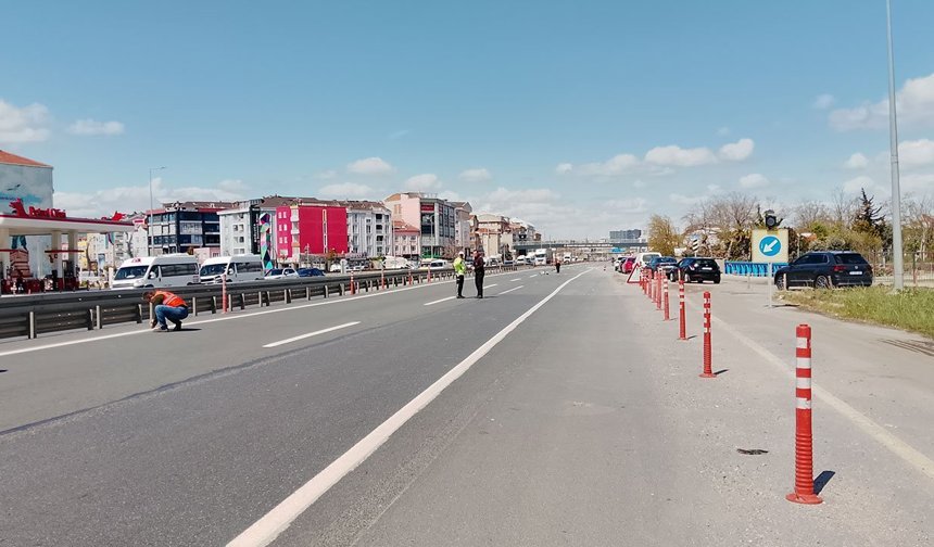 D-100’de tehlike: Yola saçılan vidalar yolu kapattı