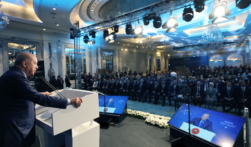 Cumhurbaşkanı Erdoğan’dan yatırımcılara çağrı: "Türkiye’ye gelin ve yerleşin