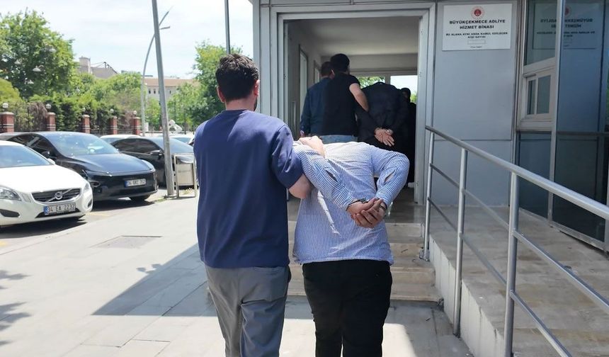 Adli emanet hırsızlığı şüphelileri adliyeye getirildi